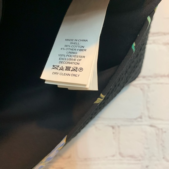 Kate Spade ♠️ Black Tweed Blossom Trim Skirt Size 8 - Picture 5 of 7